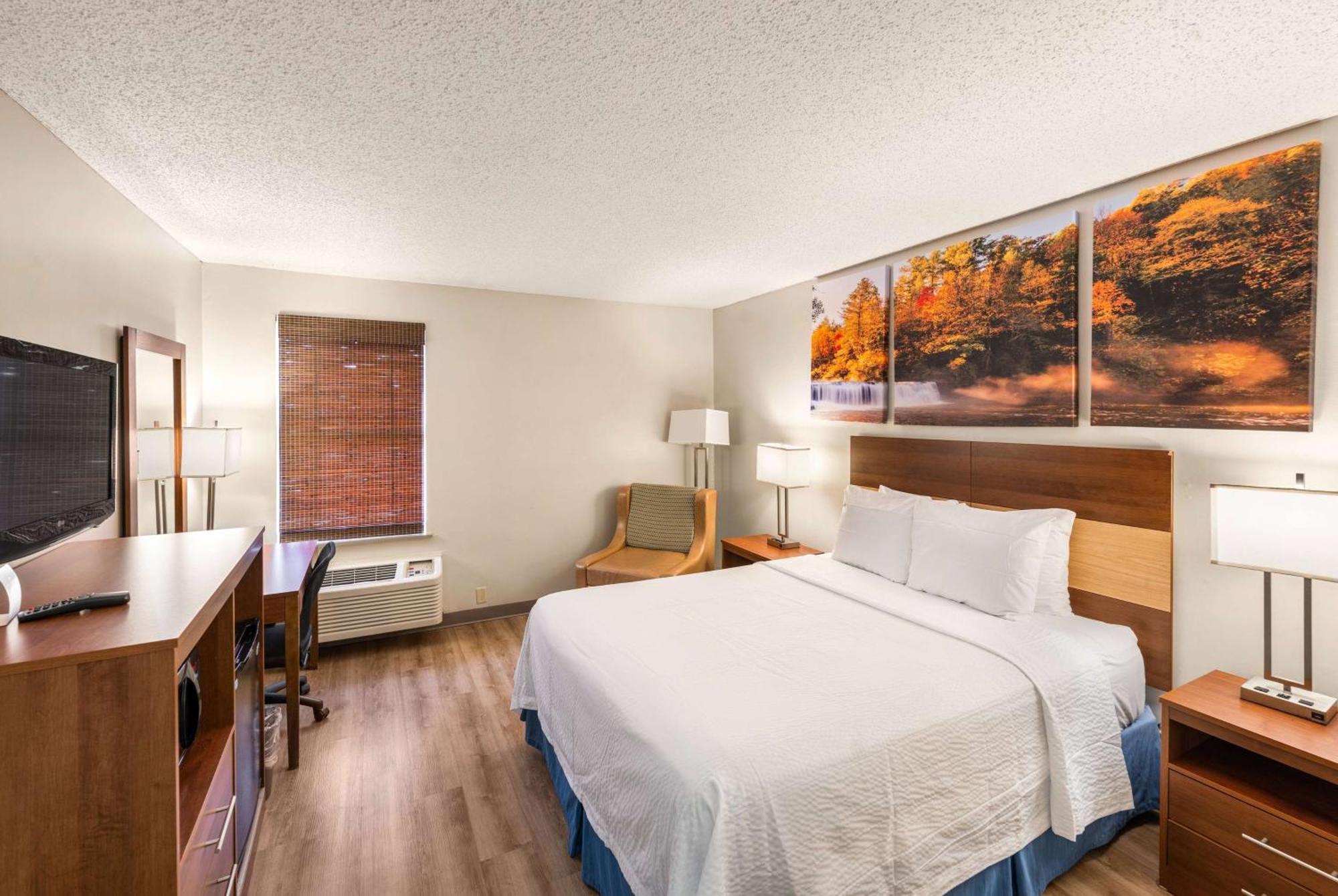Days Inn By Wyndham Raleigh-Airport-Research Triangle Park Morrisville Exterior foto